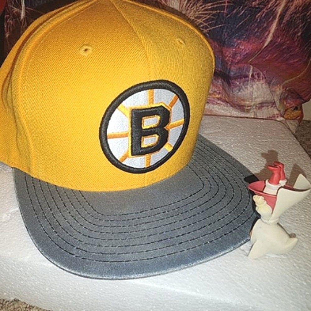 Yellow and Gray Cap
